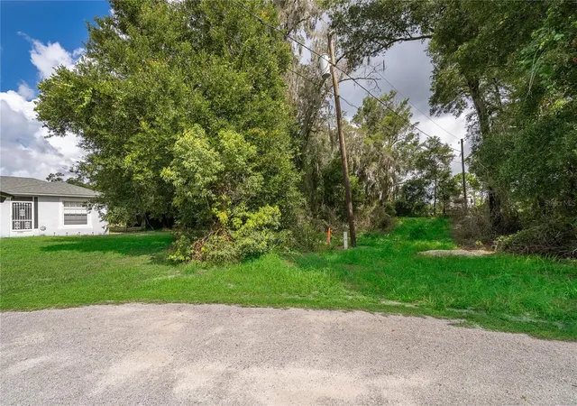 13th image of 1431 S Montgomery St, Deland, FL 32720 | MLS# O6424304