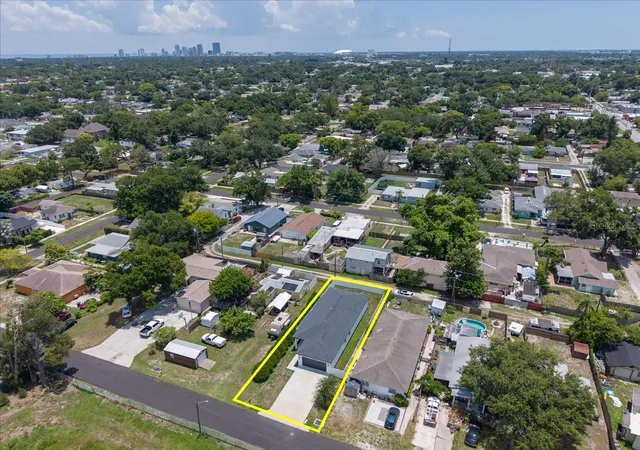35th image of 2644 42nd Avenue N, St Petersburg, FL 33714 | MLS# TB8528264