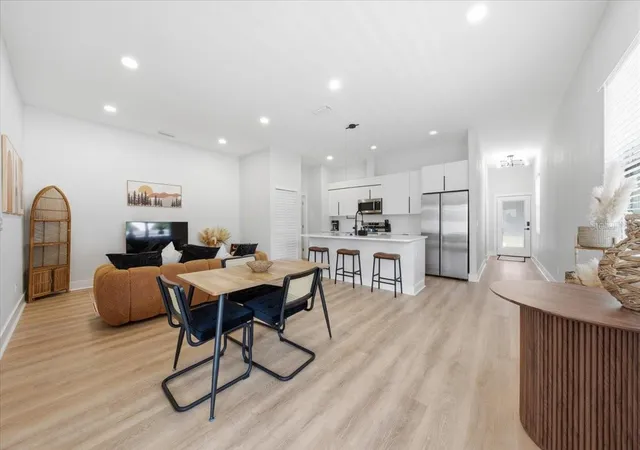 4th image of 2644 42nd Avenue N, St Petersburg, FL 33714 | MLS# TB8528264
