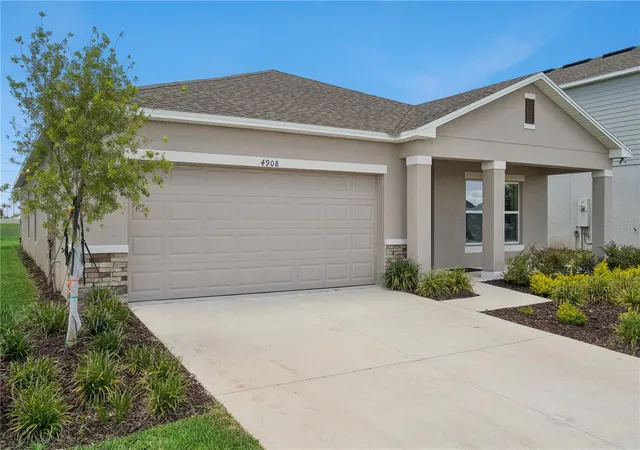 Photo 2 of Single family home for sale at 4908 Bluebell Ct, Haines City, FL 33844 | MLS# O6424314 | Listing updated on 2026-09-22