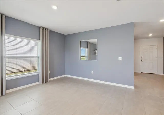 Photo 4 of Single family home for sale at 4908 Bluebell Ct, Haines City, FL 33844 | MLS# O6424314 | Listing updated on 2026-09-22