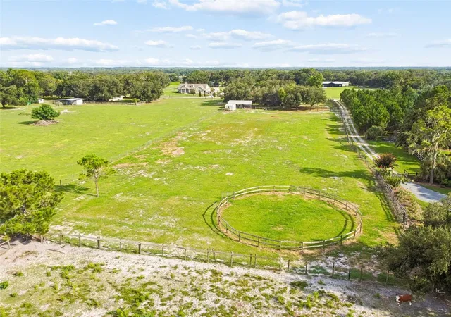 2nd image of 336 Corbett Rd, Lithia, FL 33547 | MLS# TB8528268