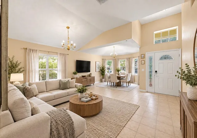 Photo 4 of Single family home for sale at 4756 Whispering Wind Ave, Tampa, FL 33614 | MLS# TB8528270 | Listing updated on 2026-10-07