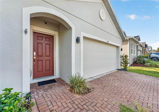 Photo 2 of Single family home for sale at 594 Bellingham Way, Minneola, FL 34715 | MLS# W7887560 | Listing updated on 2026-08-30