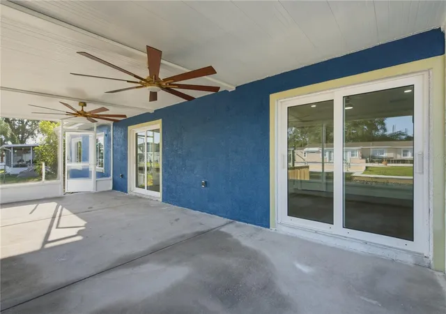 26th image of 9460 Treasure Ln Ne, St Petersburg, FL 33702 | MLS# TB8528278