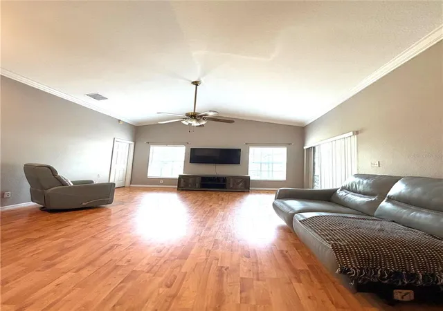 2nd image of 902 E Tomlin St, Plant City, FL 33563 | MLS# TB8528280