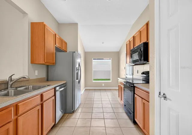 Photo 4 of Single family home for sale at 9784 50th Street Cir E, Parrish, FL 34219 | MLS# A4699705 | Listing updated on 2026-10-26
