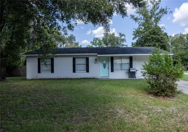 1st image of 15872 Sw 133rd Ln, Archer, FL 32618 | MLS# GC541888