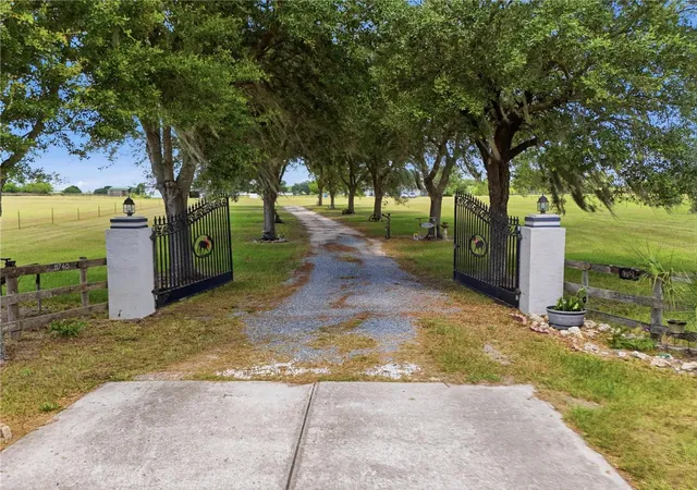 Photo 3 of Land for sale at 11748 Ne Jacksonville Rd, Anthony, FL 32617 | MLS# C7528298 | Listing updated on 2026-08-11
