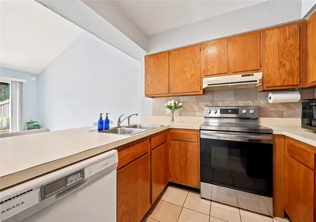 Photo 3 of Townhouse for sale at 4431 SW 21st Lane, Gainesville, FL 32607 | MLS# GC541890 | Listing updated on 2026-08-13