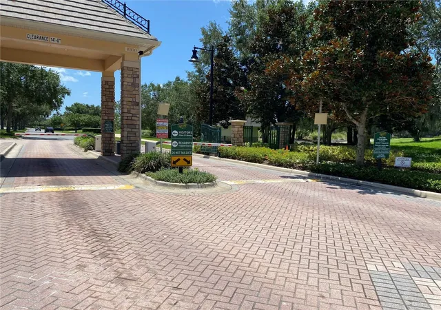 Photo 3 of Single family home for sale at 13324 Hatherton Cir, Orlando, FL 32832 | MLS# R4911636 | Listing updated on 2026-08-30