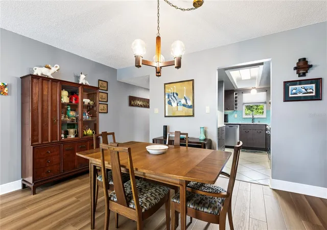 4th image of 601 N Mcdonald St #310, Mount Dora, FL 32757 | MLS# G5114940