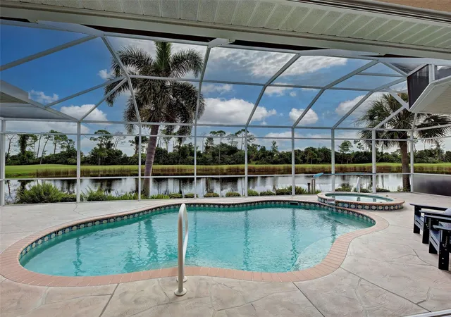 Photo 2 of Single family home for sale at 692 Egret Walk Ln, Venice, FL 34292 | MLS# N6144997 | Listing updated on 2026-10-08