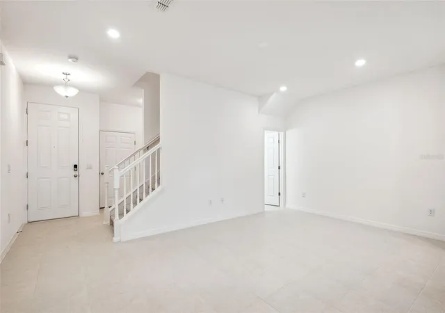 4th image of 5756 Spotted Harrier Wy, Lithia, FL 33547 | MLS# TB8528325