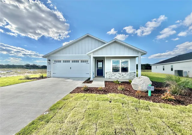 Single family home for sale at 146 SW 212th Drive, NEWBERRY, FL 32669 | MLS# GC541893