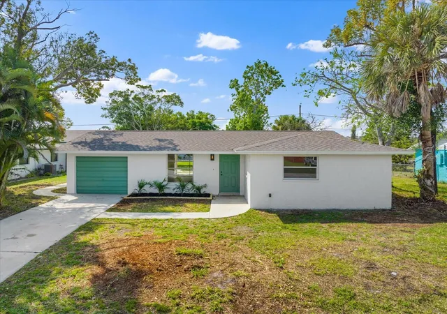 Photo 1 of Single family home for sale at 3445 Gulf Ln, Rotonda West, FL 33947 | MLS# C7528300 | Listing updated on 2026-08-29