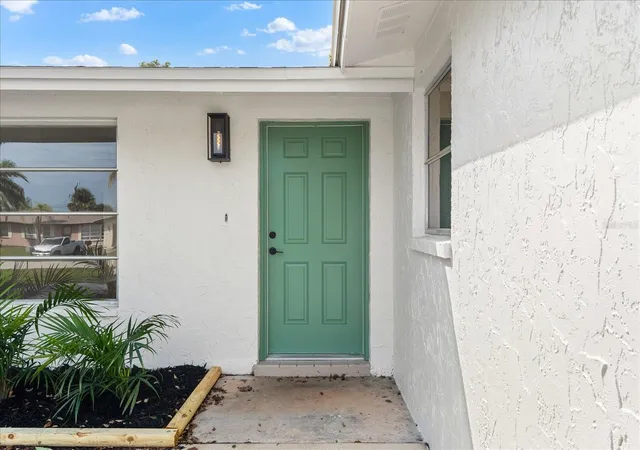 Photo 2 of Single family home for sale at 3445 Gulf Ln, Rotonda West, FL 33947 | MLS# C7528300 | Listing updated on 2026-08-29