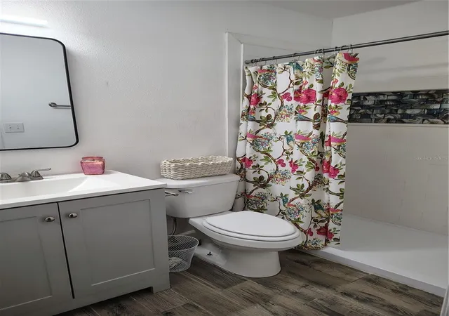 29th image of 415 E Beresford Ave, Deland, FL 32724 | MLS# V4950160