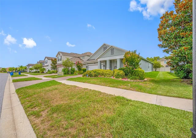 3rd image of 19382 Long Lake Ranch Blvd, Lutz, FL 33558 | MLS# TB8528333
