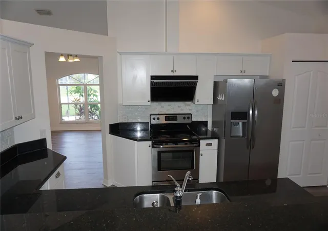 5th image of 6708 66Th Ave E, Bradenton, FL 34203 | MLS# TB8528338