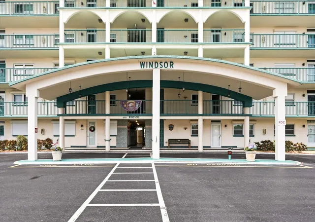 3rd image of 6020 Shore Blvd S #1002, Gulfport, FL 33707 | MLS# O6424366