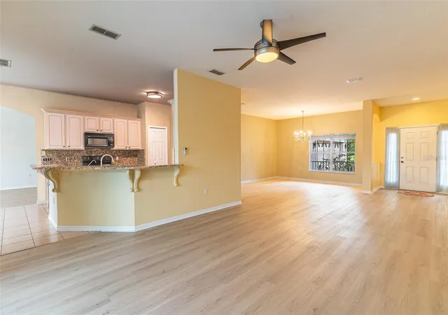 3rd image of 157 Sand Piper Dr, Kissimmee, FL 34759 | MLS# L4963438