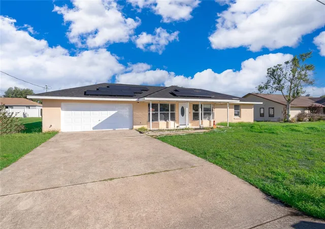 Photo 1 of Single family home for sale at 14 Cedar Tr Ter, Ocala, FL 34472 | MLS# O6424371 | Listing updated on 2026-09-03