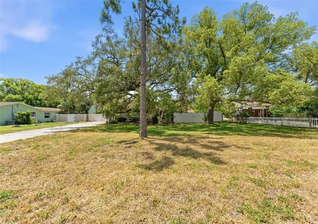 5th image of 670 Sparrow Ave, Palm Harbor, FL 34683 | MLS# TB8528356