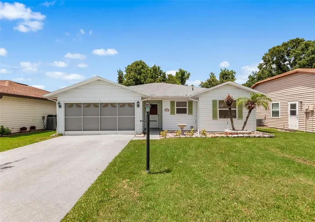 Photo 1 of Single family home for sale at 4976 Pleasant Holw Trl, Lakeland, FL 33811 | MLS# L4963440 | Listing updated on 2026-10-24