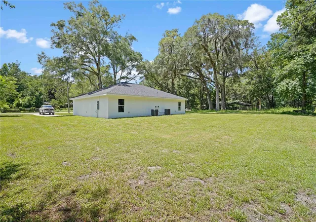 Listing Photo 2 - Condo for sale in building located at 607 Se 4Th Dr, WILLISTON, FL 32696 - Unit #B