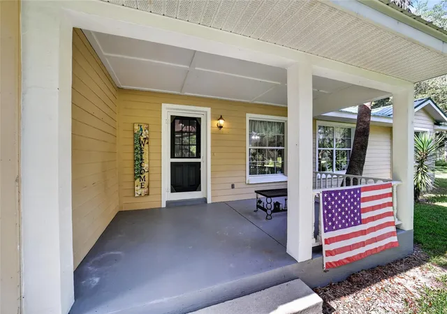 Photo 4 of Single family home for sale at 15020 W Highway 328, Ocala, FL 34482 | MLS# OM728319 | Listing updated on 2026-10-06