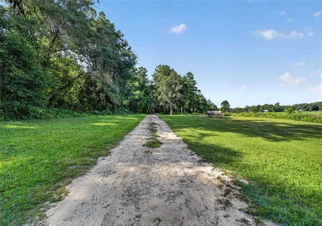 4th image of 15020 W Hwy 328, Ocala, FL 34482 | MLS# OM728319