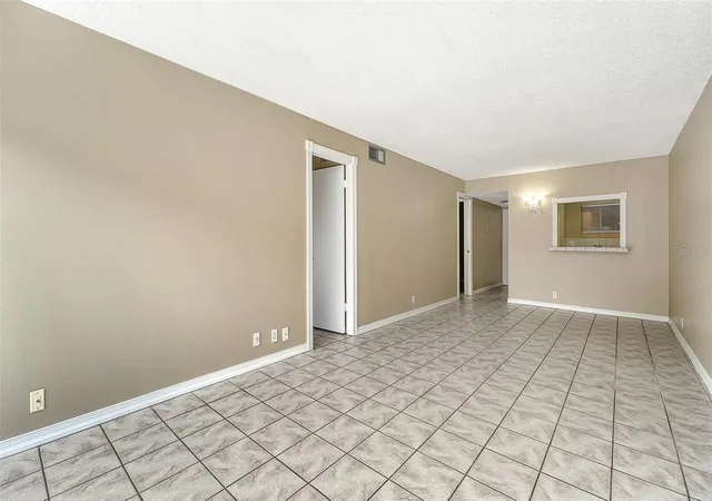 Photo 3 of Condo for sale at 2763 Woodgate Ln #104, Sarasota, FL 34231 | MLS# A4699725 | Listing updated on 2026-08-10