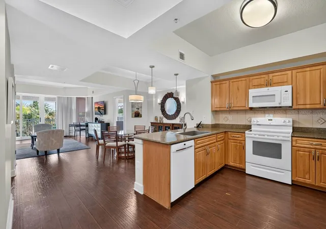 Photo 4 of Condo for sale at 200 Ocean Crst Dr #116, Palm Coast, FL 32137 | MLS# FC319901 | Listing updated on 2026-09-01