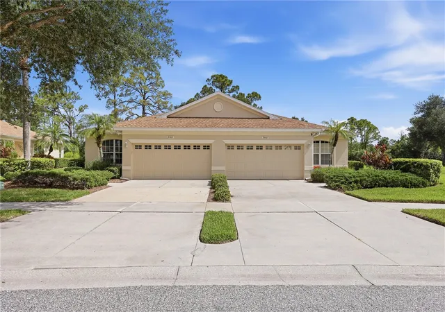 Photo 2 of Single family home for sale at 2462 Magnolia Cir, North Port, FL 34289 | MLS# A4699728 | Listing updated on 2026-08-09