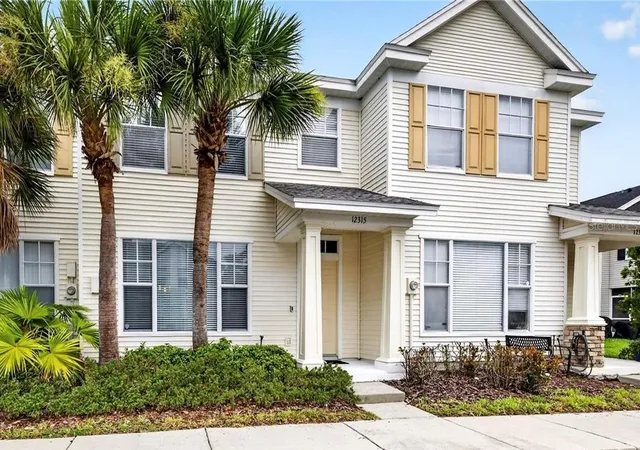 Townhouse for sale at 12315 Country White Cir, TAMPA, FL 33635 | MLS# TB8528400