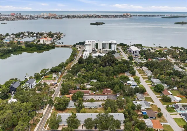 28th image of Sunset Point Rd, Clearwater, FL 33755 | MLS# TB8528403