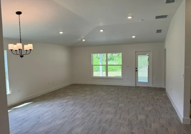 Photo 4 of Single family home for sale at 2206 NW 23rd Loop, Ocala, FL 34475 | MLS# OM728321 | Listing updated on 2026-09-23