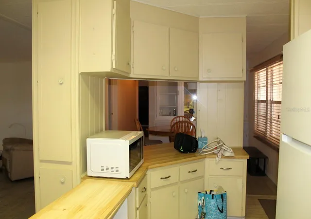 4th image of 476 Needle Palm St, Largo, FL 33778 | MLS# TB8528422