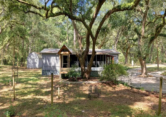Photo 1 of Manufactured home for sale at 7850 Ne 178th Terrace, Williston, FL 32696 | MLS# OM728323 | Listing updated on 2026-09-02