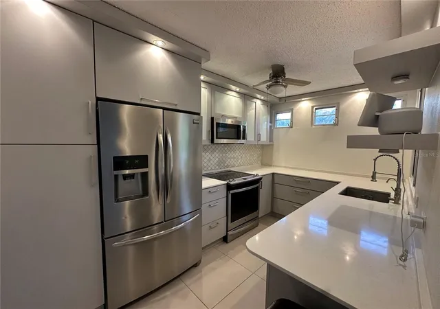 Photo 3 of Sale Pending at Villas De Parkville I Lopategui #CCPH1, Guaynabo, PR 00969 | MLS# PR9122708 | Listing updated on 2026-07-28