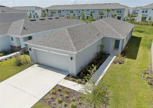 Photo 1 of Single family home for sale at 5744 Le Marin Way, Kissimmee, FL 34758 | MLS# S5153564 | Listing updated on 2026-10-16