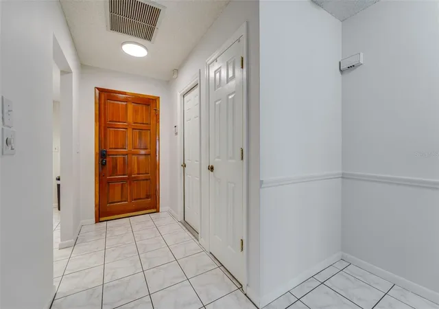 Photo 4 of House for sale at 4002 87th Terrace N, Pinellas Park, FL 33782 | MLS# TB8528431 | Listing updated on 2026-10-06