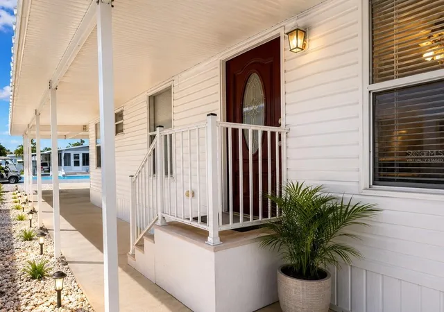 5th image of 6918 E Bayou Ln, Bradenton, FL 34207 | MLS# A4699737