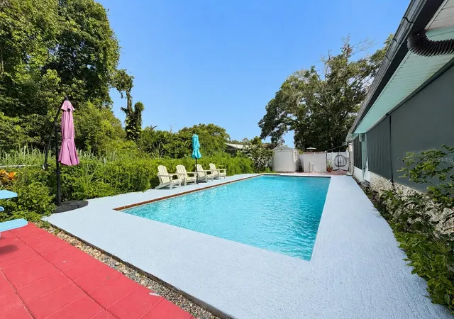 33rd image of 1341 Foxwood Dr, Lutz, FL 33549 | MLS# TB8528444