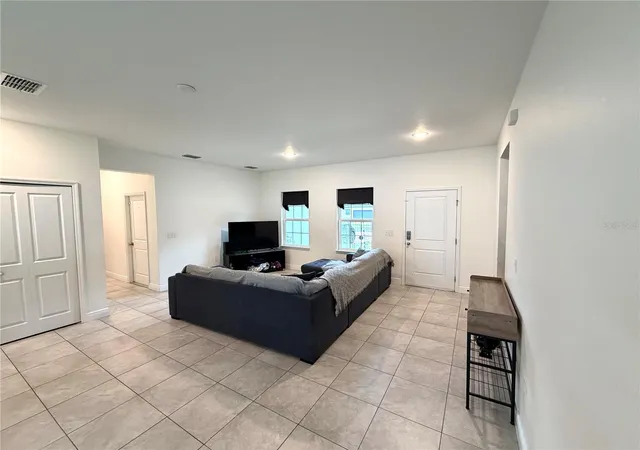 Photo 4 of Single family home for sale at 835 Marion Oaks Manor, Ocala, FL 34473 | MLS# OM728326 | Listing updated on 2026-09-02