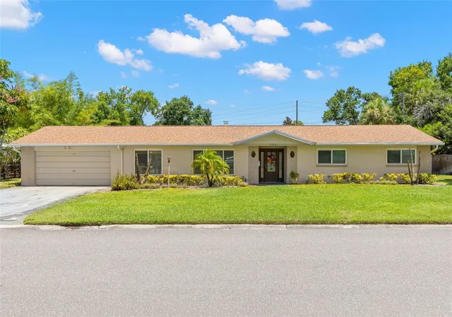 Photo 3 of Single family home for sale at 2391 66th Terrace S, Saint Petersburg, FL 33712 | MLS# TB8528452 | Listing updated on 2026-09-25