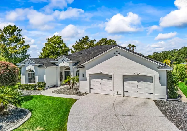 image of 714 Cimarron Ave, Lady Lake, FL 32159 | MLS# G5114962