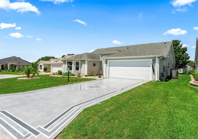 Photo 3 of Single family home for sale at 17946 SE 87th Melrose Ct, The Villages, FL 32162 | MLS# G5114963 | Listing updated on 2026-09-15