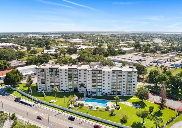 Photo 1 of Condo for sale at 1776 6th Street Nw #807, Winter Haven, FL 33881 | MLS# L4963444 | Listing updated on 2026-07-13